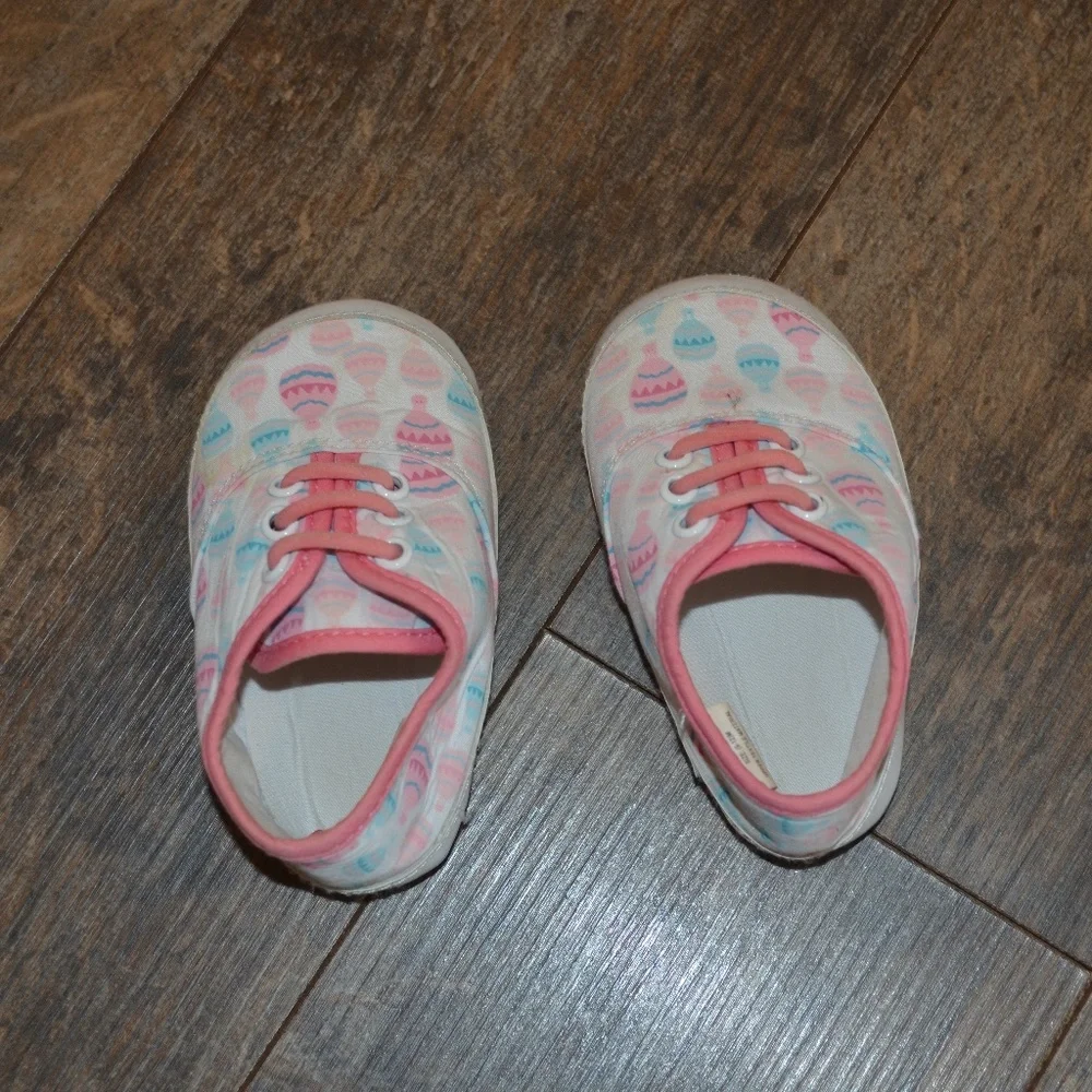 Balloon Baby Shoes